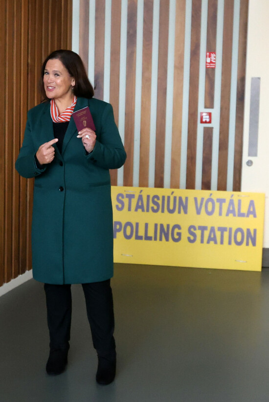 122Mary Lou McDonald Voting_90736710