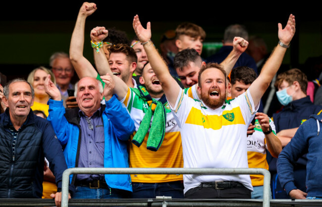 shane-lowry-celebrates-as-offaly-are-under-20-football-champions