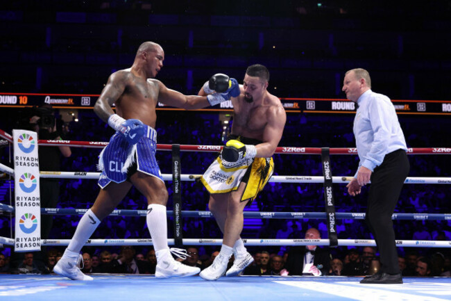 fabio-wardley-left-and-joseph-parker-in-the-wbo-world-heavy-weight-championship-bout-at-the-o2-arena-london-picture-date-saturday-october-25-2025