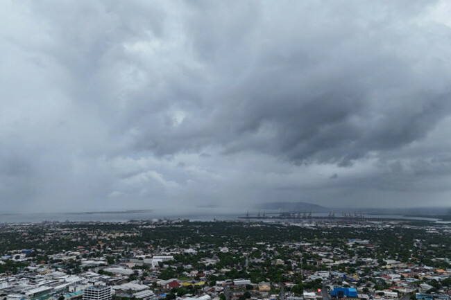 clouds-cover-kingston-jamaica-ahead-of-the-forecast-arrival-of-hurricane-melissa-on-sunday-oct-26-2025-ap-photomatias-delacroix