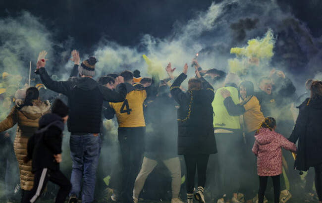loughmacrorys-fans-celebrate