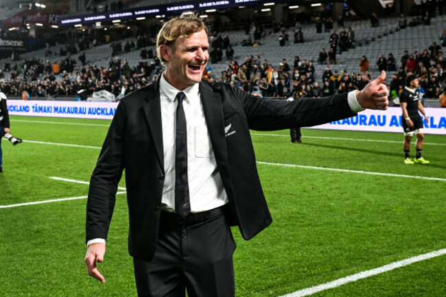 scott-robertson-celebrates-after-the-match