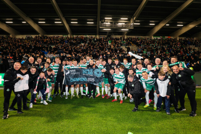 shamrock-rovers-players-and-staff-celebrate-winning-the-2025-league-premier-division-title