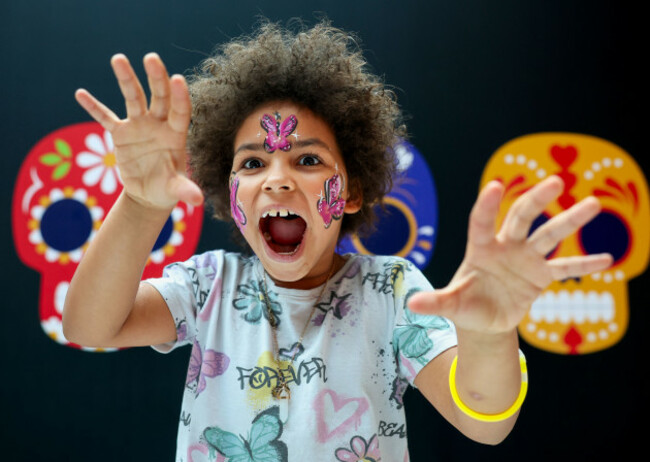 NO FEE LIFFEY VALLEY HALLOWEEN 08