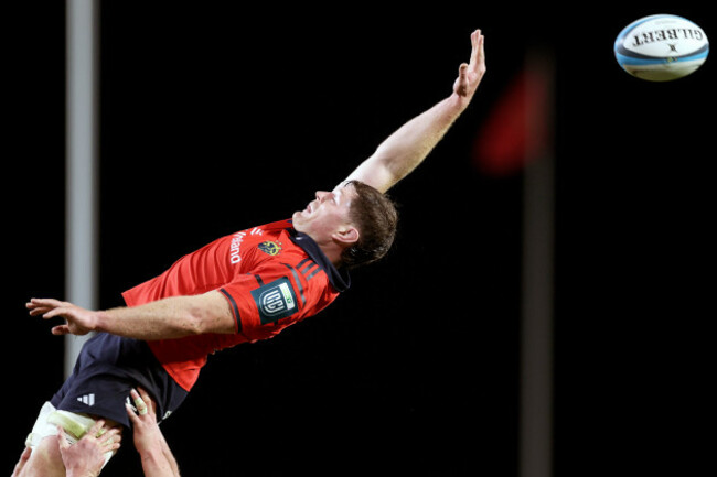 jack-odonoghue-in-a-line-out