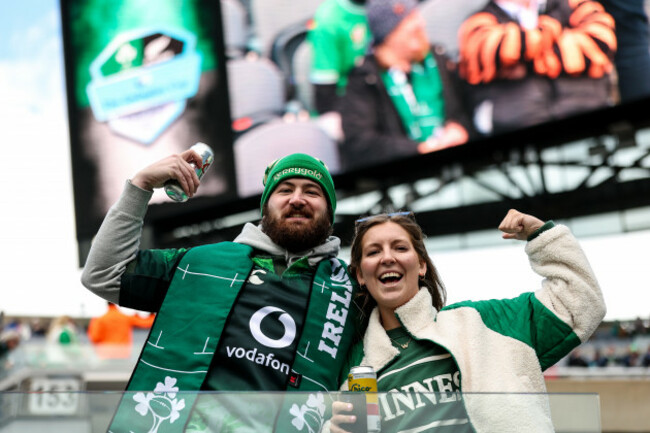 irish-fans-ahead-of-the-match