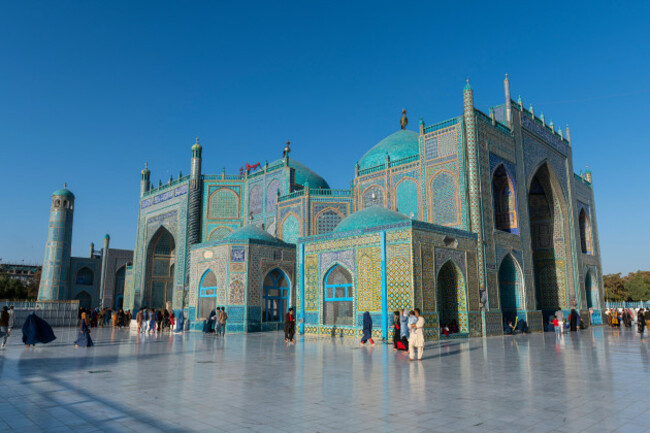 blue-mosque-mazar-e-sharif-afghanistan-asia