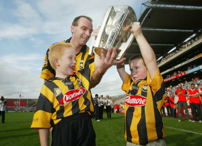 dj-carey-with-his-sons-sean-and-mike