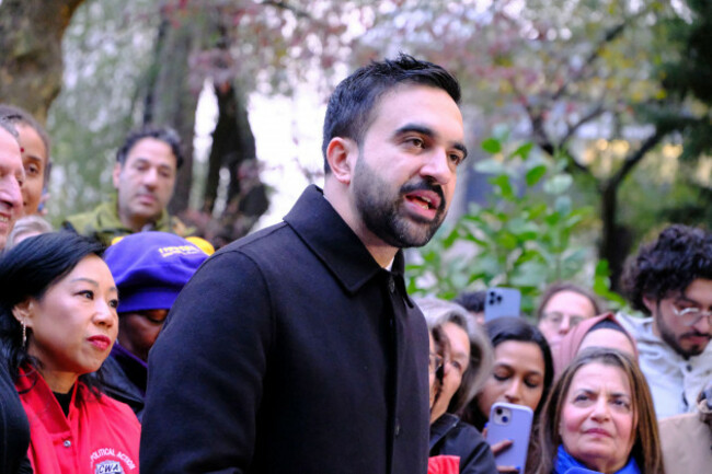 new-york-ny-november-3rd-2025-mayoral-candidate-zohran-mamdani-along-with-supporters-and-other-elected-officials-holds-a-sunrise-press-conference-with-one-day-away-from-election-day-credit-katie-go