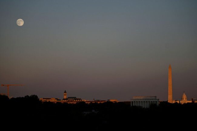 a-super-moon-rises-over-washington-tuesday-nov-4-2025-ap-photojohn-mcdonnell