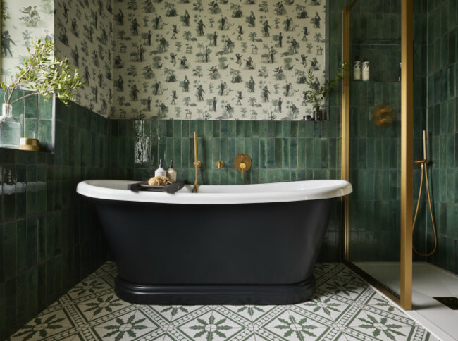 Divine Savages 'Safari Soiree' in Forest Mist Wallpaper - INTERIOR DESIGN BY Darren Chung, Wolfe Interiors and BC DesignsDC4408 - 002