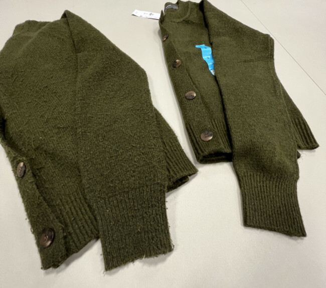 edit Green cardigans SIDE BY SIDE 2