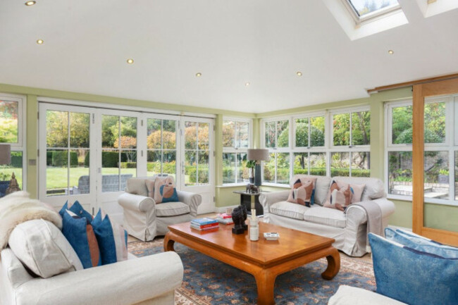 eyJidWNrZXQiOiJtZWRpYW1hc3Rlci1zM2V1IiwiZWRpdHMiOnsicmVzaXplIjp7ImZpdCI6Imluc2lkZSIsIndpZHRoIjoxMjAwLCJoZWlnaHQiOjEyMDB9fSwib3V0cHV0Rm9ybWF0IjoianBlZyIsImtleSI6IjYvNy82NzFkYTA5ZS0zOWViLTQyYmYtODBmOS04NmMzNmY4YjM1YWQuanBnIn0=