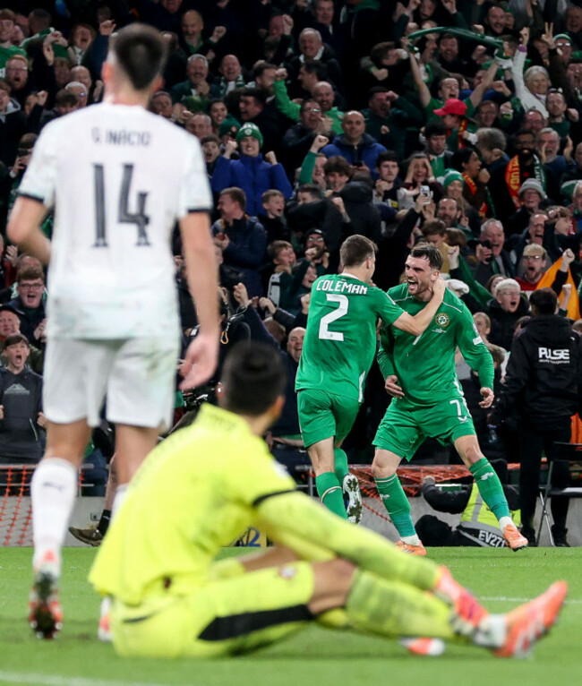 troy-parrott-celebrates-with-seamus-coleman-after-scoring-his-sides-second-goal
