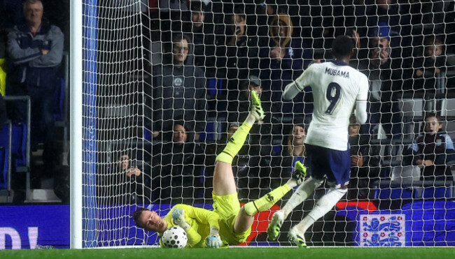 noah-jauny-saves-a-penalty-from-divin-mubama