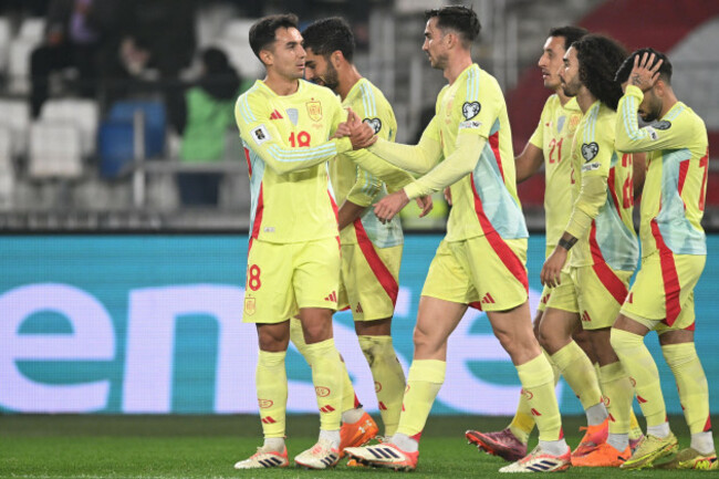spains-martin-zubimendi-left-celebrates-with-teammates-after-scoring-his-sides-second-goal-during-a-world-cup-2026-group-e-qualifying-soccer-match-between-georgia-and-spain-in-tbilisi-georgia-sa