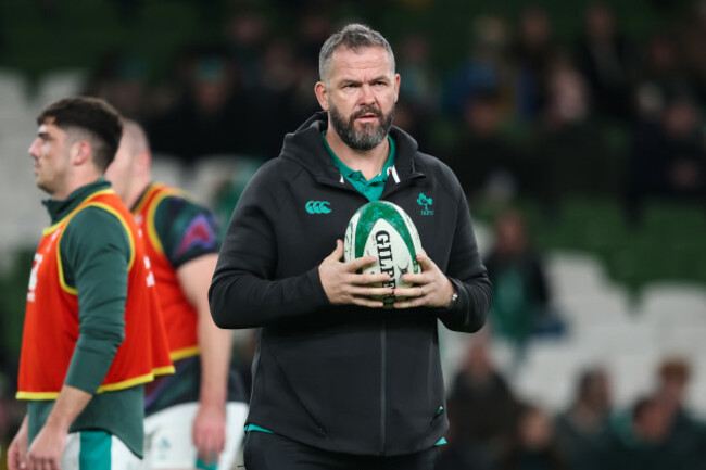 andy-farrell-during-the-warmup-ahead-of-the-match