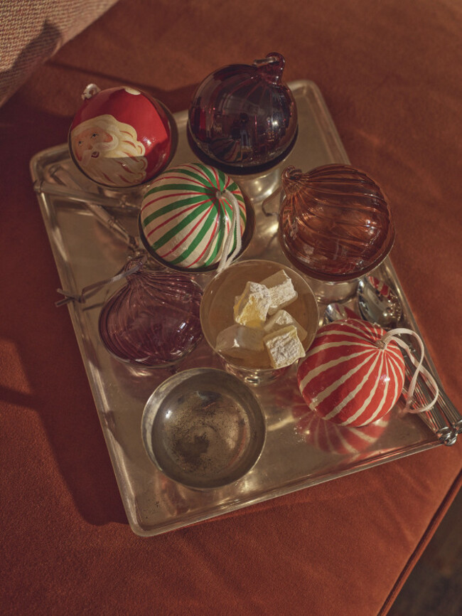 Neptune Tree Decorations 1