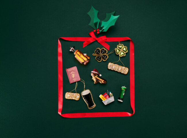 Tinker Tree Deco Beaded Shamrock &euro;28 Tinker Tree Deco Notions &euro;22 Tinker Tree Deco Craic &euro;22 Tinker Tree Deco Guiness &euro;20 Messages &euro;15 Postbox &euro;15 Bye Bye &euro;15