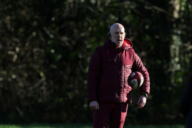cardiff-uk-18th-nov-2025-steve-tandy-the-head-coach-of-wales-mens-rugby-team-during-the-wales-rugby-team-training-at-the-vale-resort-in-hensol-vale-of-glamorgan-on-tuesday-18th-november-2025-t