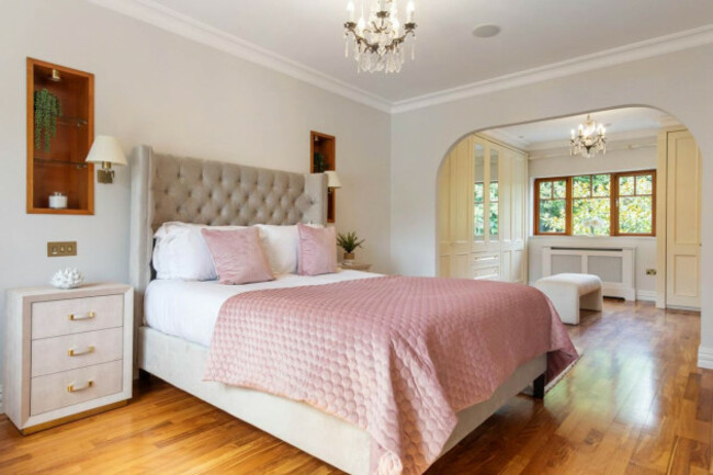 eyJidWNrZXQiOiJtZWRpYW1hc3Rlci1zM2V1IiwiZWRpdHMiOnsicmVzaXplIjp7ImZpdCI6Imluc2lkZSIsIndpZHRoIjoxMjAwLCJoZWlnaHQiOjEyMDB9fSwib3V0cHV0Rm9ybWF0IjoianBlZyIsImtleSI6IjkvYy85Y2NjYTAyNy1iMWU0LTRkYmQtOTZmYy02MzZhOWQ2ZGViMDYuanBnIn0=