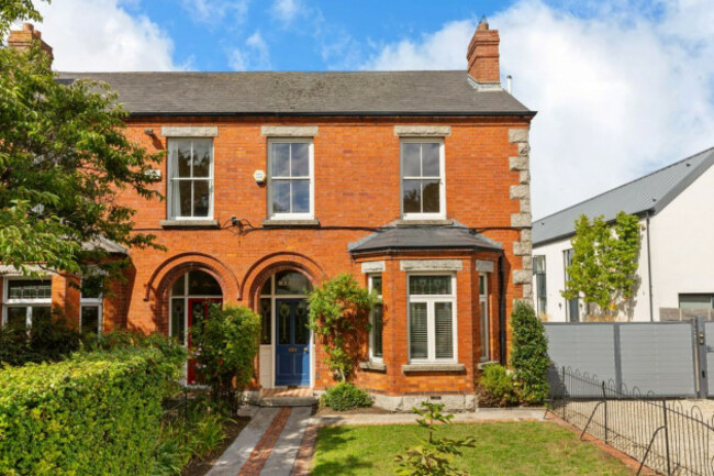 eyJidWNrZXQiOiJtZWRpYW1hc3Rlci1zM2V1IiwiZWRpdHMiOnsicmVzaXplIjp7ImZpdCI6Imluc2lkZSIsIndpZHRoIjoxMjAwLCJoZWlnaHQiOjEyMDB9fSwib3V0cHV0Rm9ybWF0IjoianBlZyIsImtleSI6IjgvOC84OGZjNTE3ZS05MGJkLTRhMjEtYWYwYS1kNGIzMTVhMTNmOTkuSlBFRyJ9