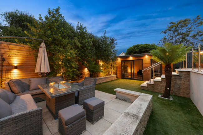 eyJidWNrZXQiOiJtZWRpYW1hc3Rlci1zM2V1IiwiZWRpdHMiOnsicmVzaXplIjp7ImZpdCI6Imluc2lkZSIsIndpZHRoIjoxMjAwLCJoZWlnaHQiOjEyMDB9fSwib3V0cHV0Rm9ybWF0IjoianBlZyIsImtleSI6IjQvMi80MjA1MTZhZS05NDM5LTQ4MWItYjhmZS0zZWNmYmE4NjY2NjkuanBnIn0=