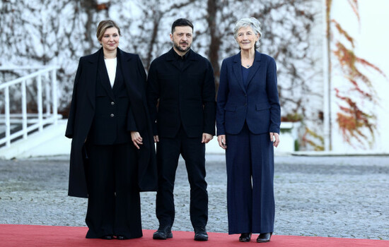 704President Volodymyr Zelenskyy Visits Ireland_90738854 (1)