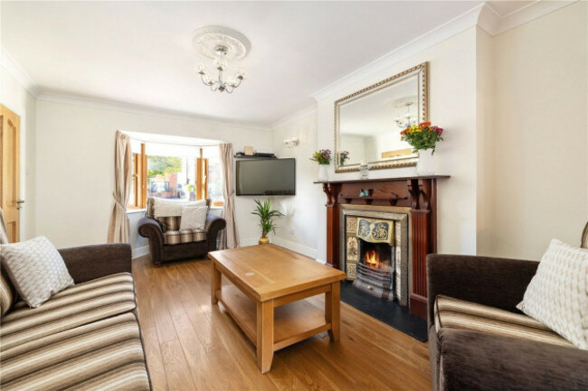 eyJidWNrZXQiOiJtZWRpYW1hc3Rlci1zM2V1IiwiZWRpdHMiOnsicmVzaXplIjp7ImZpdCI6Imluc2lkZSIsIndpZHRoIjoxMjAwLCJoZWlnaHQiOjEyMDB9fSwib3V0cHV0Rm9ybWF0IjoianBlZyIsImtleSI6IjUvNi81NjA0MzY5Zi0yODY5LTQ4MTQtYTM5NS1mNWFiMDQ4M2Y5MWUuanBnIn0=