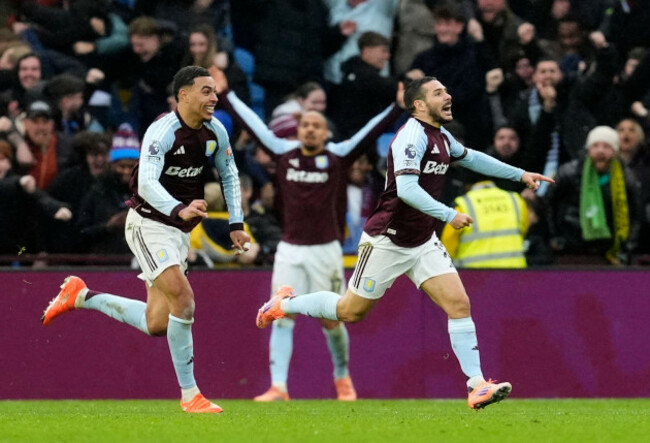 aston-villas-emi-buendia-right-celebrates-scoring-their-sides-second-goal-of-the-game-during-the-premier-league-match-at-villa-park-birmingham-picture-date-saturday-december-6-2025
