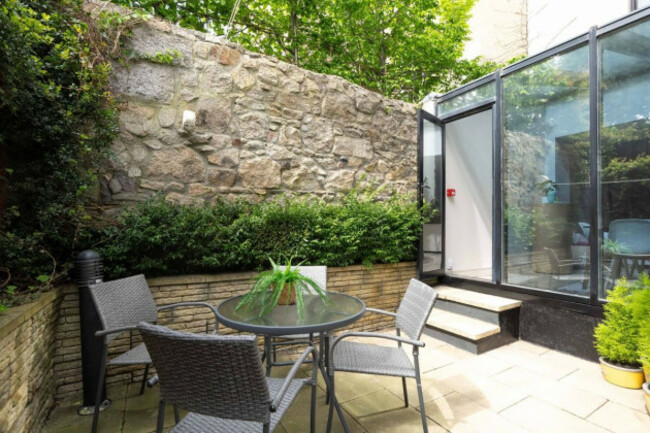 eyJidWNrZXQiOiJtZWRpYW1hc3Rlci1zM2V1IiwiZWRpdHMiOnsicmVzaXplIjp7ImZpdCI6Imluc2lkZSIsIndpZHRoIjoxMjAwLCJoZWlnaHQiOjEyMDB9fSwib3V0cHV0Rm9ybWF0IjoianBlZyIsImtleSI6IjcvNC83NGYwNmQ4YS0xZGQyLTRmMGEtYTQyOS03ZWI3ZGRkN2NhNDQuSlBFRyJ9