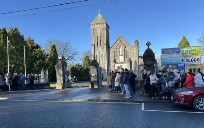 984Tadgh Farrell Funeral_90739642