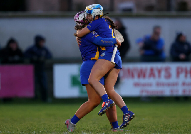 stephanie-punch-celebrates-with-ciara-hurley