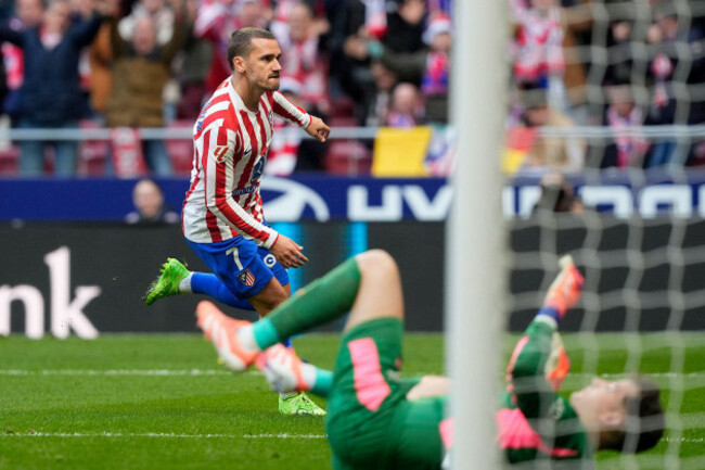 madrid-spain-13th-dec-2025-atletico-de-madrids-antoine-griezmann-celebrates-goal-during-la-liga-match-december-13-2025-photo-by-aceroalter-photossipa-usa-credit-sipa-usalamy-live-news