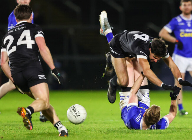 kieran-hughes-comes-up-against-niall-branagan