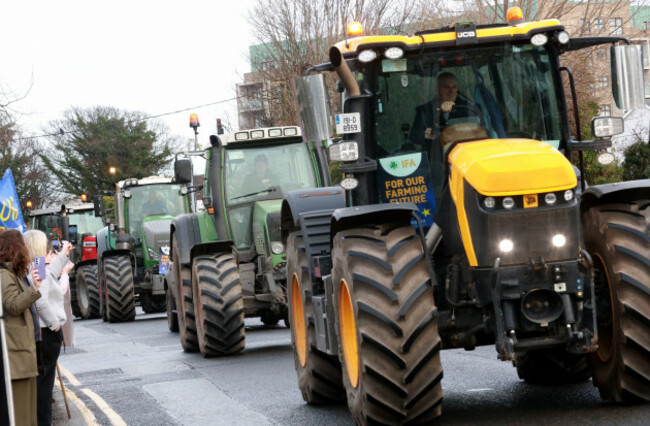 975IFA President Brussels Protest_90739761