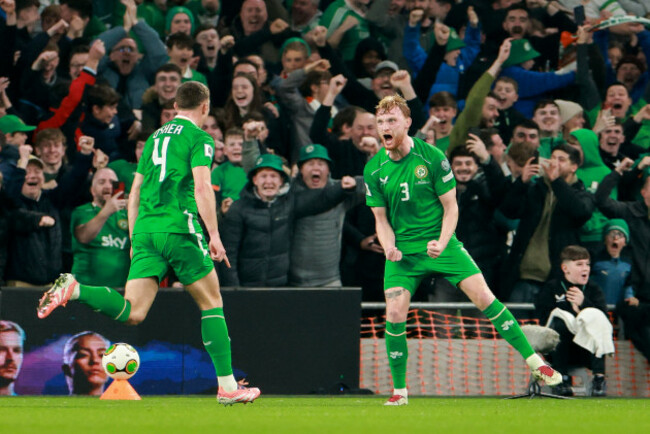 liam-scales-and-dara-oshea-celebrate