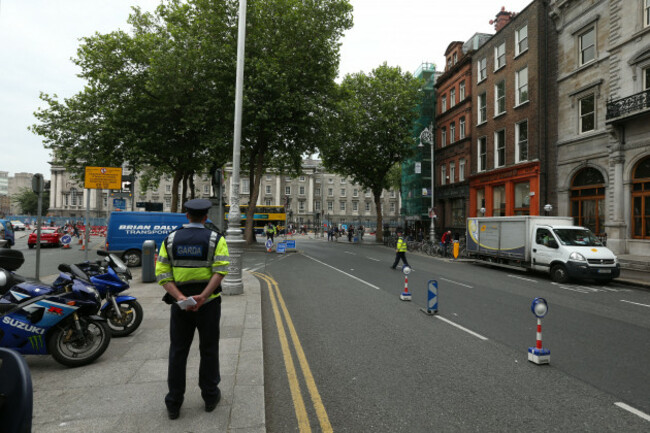a-garda-traffic-checkpoint-at-college-green-in-dublin-city-centre-during-the-luas-cross-city-construction-period