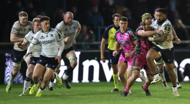 rueben-morgan-williams-and-bundee-aki