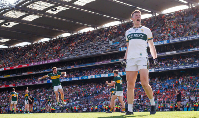 paudie-clifford-gavin-white-and-shane-ryan-celebrate-at-the-final-whistle
