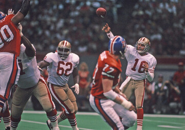 jan-28-1990-new-orleans-la-usa-nfl-football-super-bowl-xxiv-joe-montana-of-the-san-francisco-49ers-in-action-against-the-denver-broncos-at-the-superdome-the-49ers-won-55-10-and-montana-threw