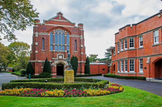 the-memorial-chapel-at-kings-college