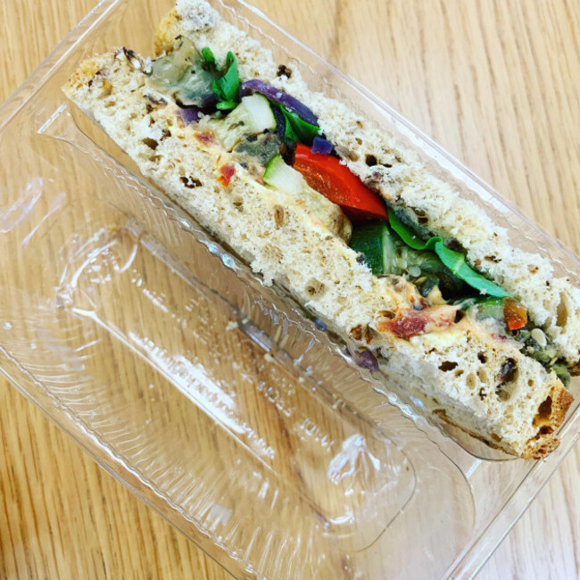 plastic-packaged-sandwich