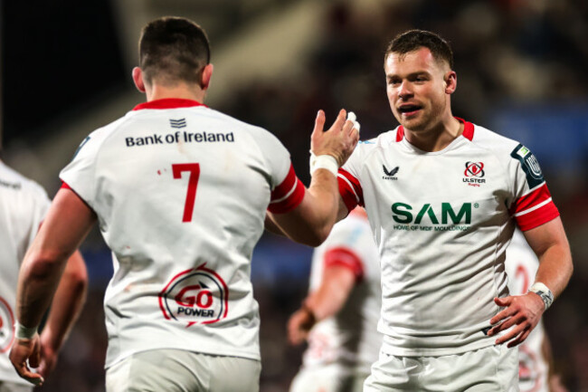 zac-ward-and-nick-timoney-celebrate-tom-otoole-scoring-their-first-try
