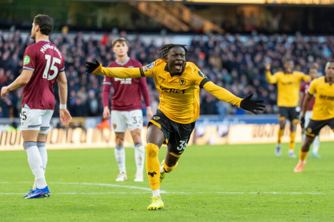 wolverhampton-uk-03rd-jan-2026-wolverhampton-wanderers-midfielder-mateus-mane-36-scores-a-goal-3-0-and-celebrates-during-the-wolverhampton-wanderers-v-west-ham-united-premier-league-match-at-mol