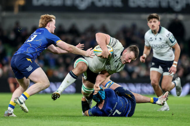 david-oconnor-is-tackled-by-will-connors