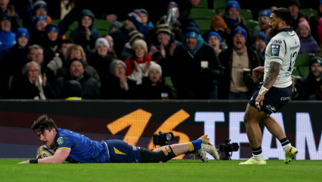 dan-sheehan-scores-his-sides-first-try-of-the-match