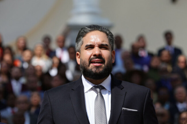 caracas-venezuela-05th-jan-2026-nicolas-maduro-guerra-son-of-the-venezuelan-president-captured-by-us-forces-arrives-at-the-national-assembly-before-the-start-of-the-new-legislative-period-parli