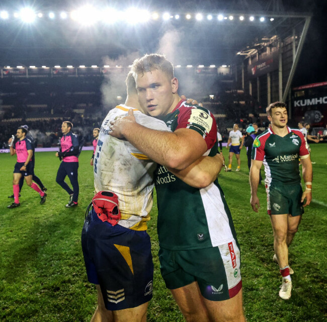 josh-van-der-flier-with-his-cousin-archie-van-der-flier-after-the-game