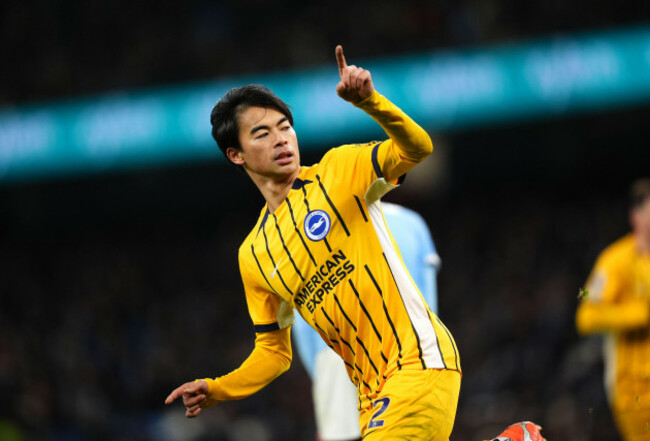brighton-and-hove-albions-kaoru-mitoma-celebrates-scoring-their-sides-first-goal-of-the-game-during-the-premier-league-match-at-etihad-stadium-manchester-picture-date-wednesday-january-7-2026